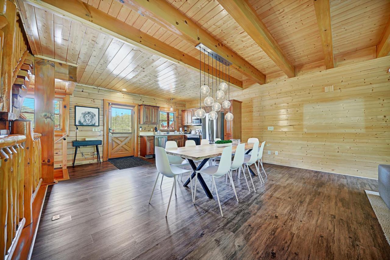 Villa Gorgeous Large Mountain View Cabin W Hot Tub, Free Wifi, Games Sevierville Exterior foto