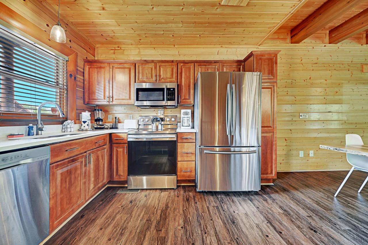 Villa Gorgeous Large Mountain View Cabin W Hot Tub, Free Wifi, Games Sevierville Exterior foto