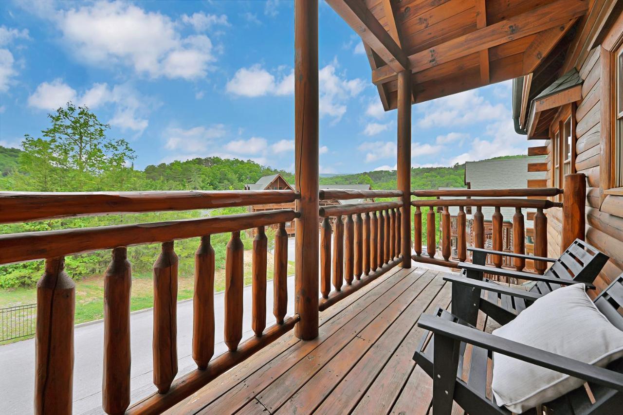 Villa Gorgeous Large Mountain View Cabin W Hot Tub, Free Wifi, Games Sevierville Exterior foto