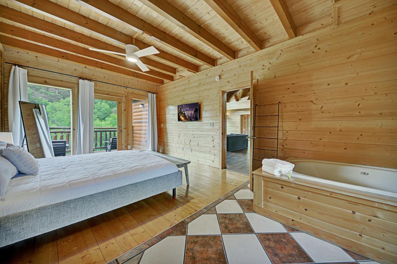 Villa Gorgeous Large Mountain View Cabin W Hot Tub, Free Wifi, Games Sevierville Exterior foto