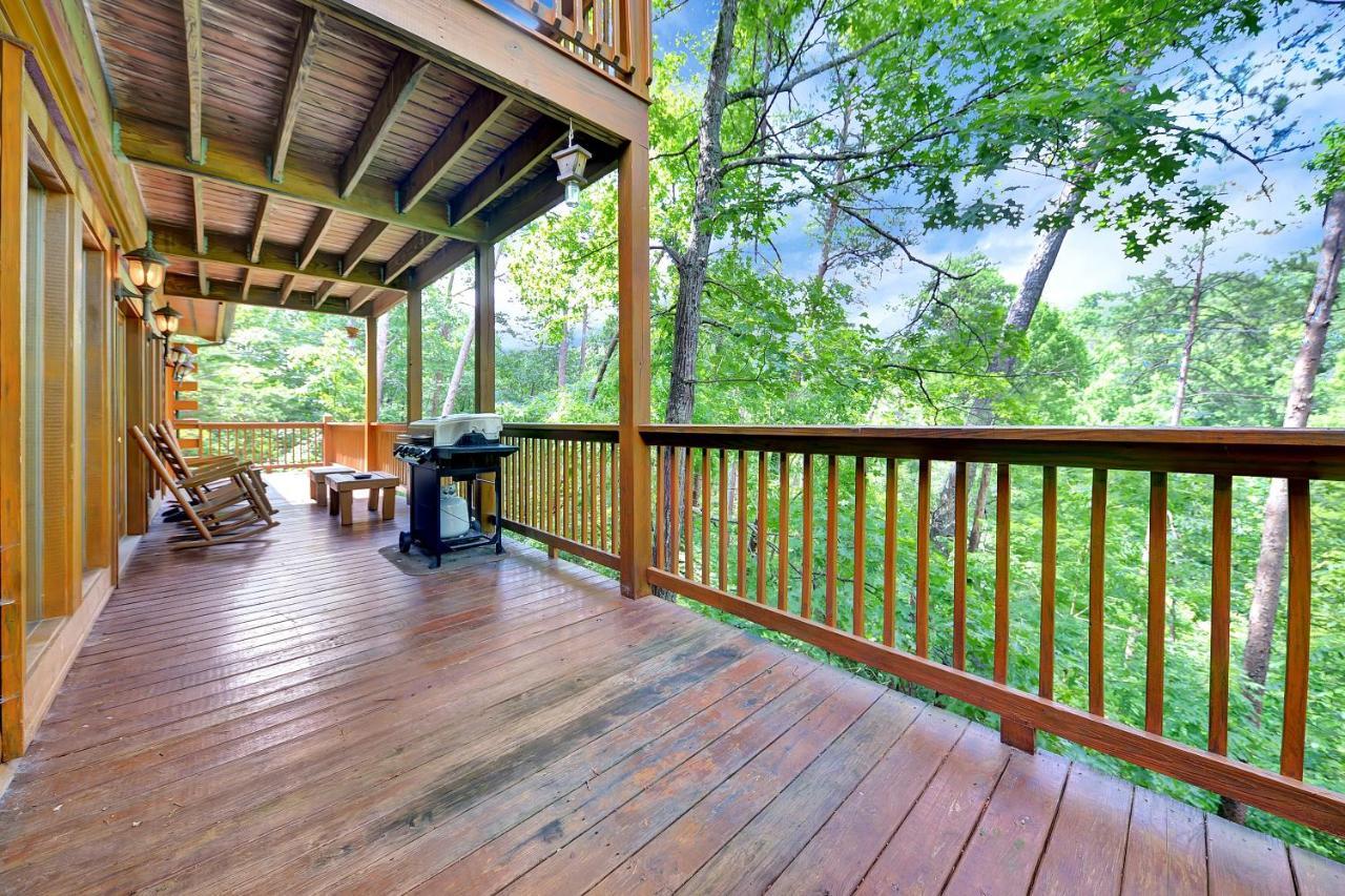 Villa Gorgeous Large Mountain View Cabin W Hot Tub, Free Wifi, Games Sevierville Exterior foto
